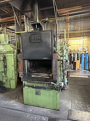Complete hardening shop consisting of several ovens, protective gas generator, cleaning system Complete hardening shop consisting of several ovens, protective gas generator, cleaning system