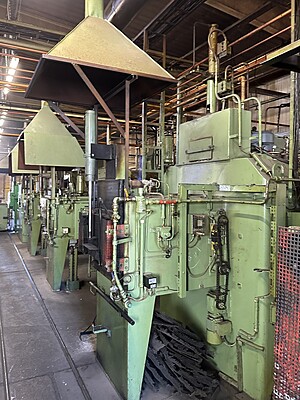 Complete hardening shop consisting of several ovens, protective gas generator, cleaning system Complete hardening shop consisting of several ovens, protective gas generator, cleaning system