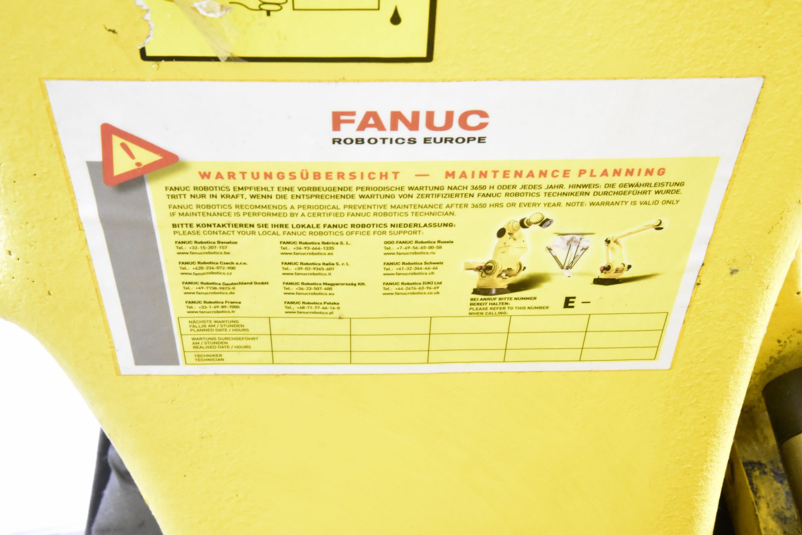 FANUC R-2000iA/165F, A05B-1324-B203, Robot with Control cabinet and Panel, YoM2002 FANUC R-2000iA/165F, A05B-1324-B203, Robot with Control cabinet and Panel, YoM2002